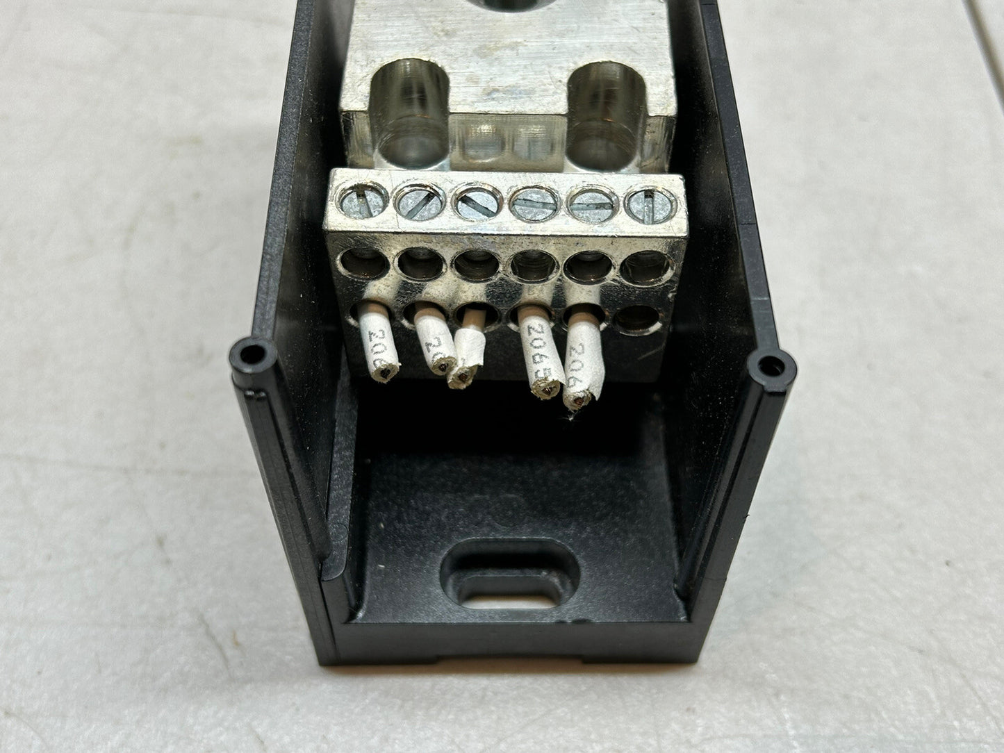 GOULD SHAWMUT 68081 / POWER DISTRIBUTION BLOCK / 600 VDC 1 POLE