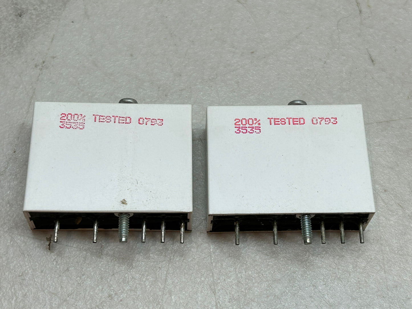 OPTO 22 IDC15 / INPUT MODULE FOR ON/OFF VOLTAGE LEVEL / LOT OF 2