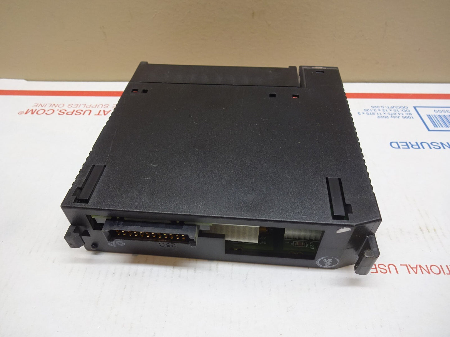 GE FANUC IC693ALG392 / IC693ALG392B / OUTPUT ANALOG CURR/VOLTAGE 8PT