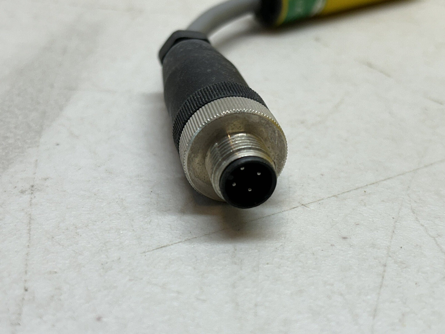 BANNER S18SN6FF100 / 29086 EZ-BEAM PHOTOELECTRIC SENSOR SWITCH USED AS DEMO ONLY