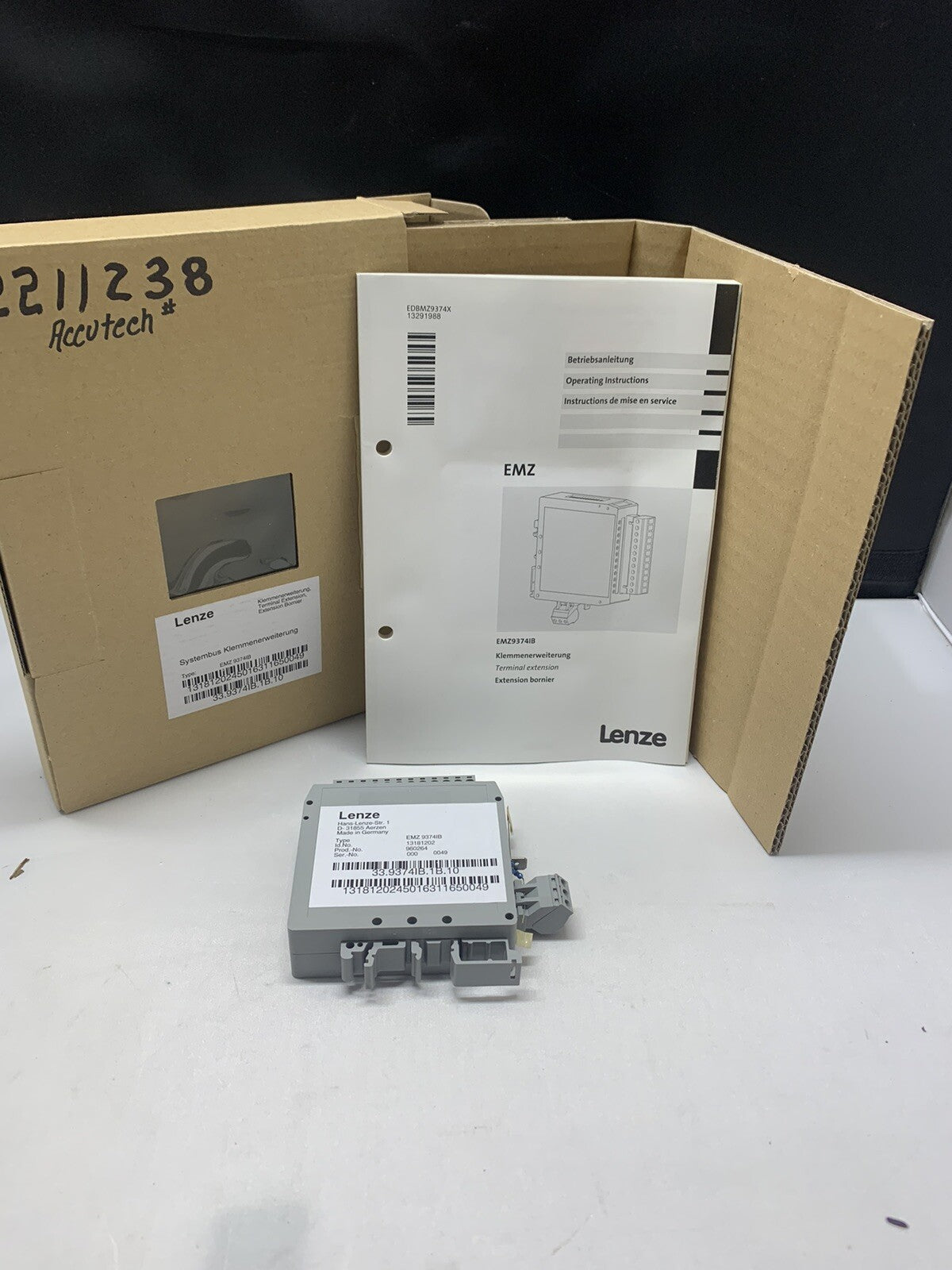 Lenze EMZ9374IB Digital I/O Expansion / Terminal Extension Module (USA SELLER)