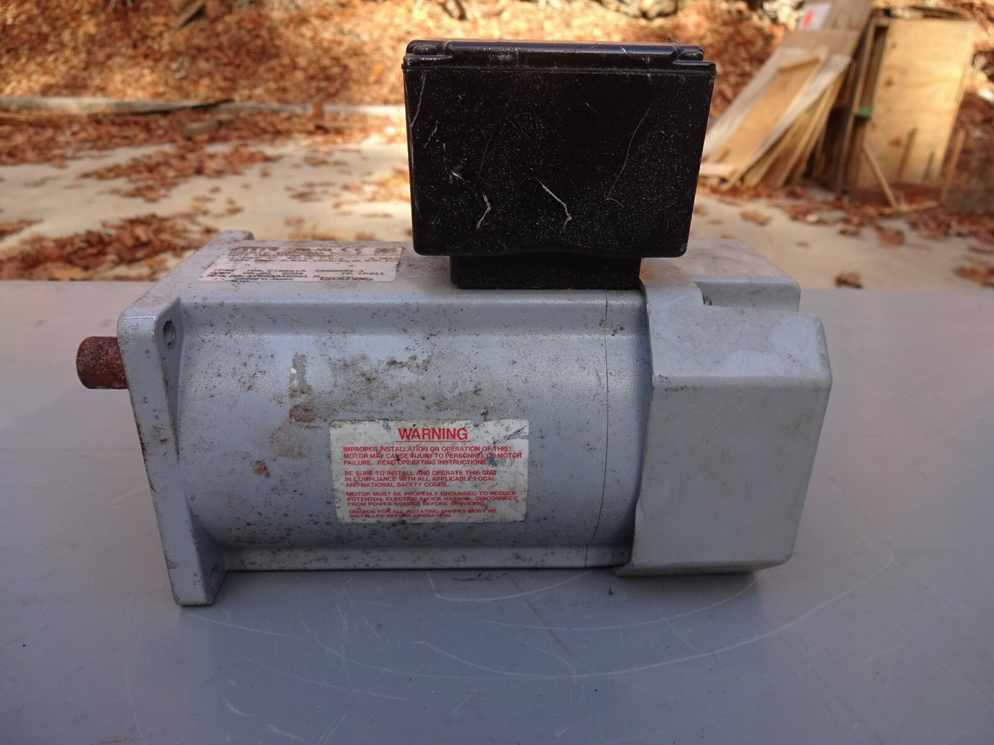 GTR BGFM15-007SG6A INDUCTION MOTOR / 4P 1/10 HP 230V 60HZ 0.62A 1640 RPM