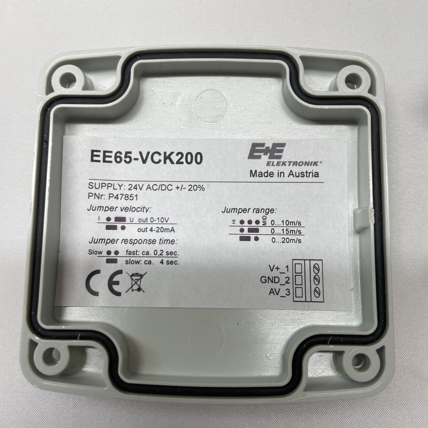 E&E Electronics Air Velocity Transmitter 24 Volt EE65-2-VCK200