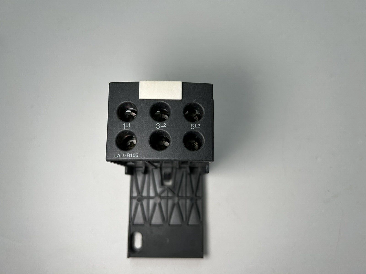 TELEMECANIQUE LAD7B106 / TERMINAL BLOCK EXCELLENT CONDITION