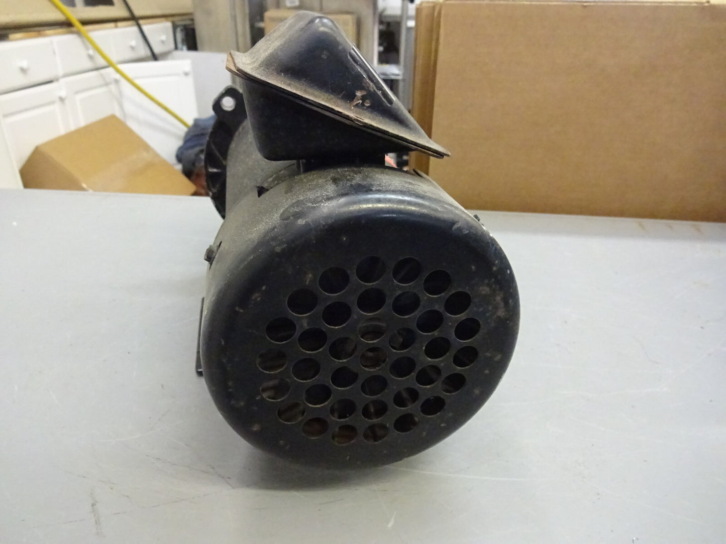 DAYTON 4Z524B / PERMANENT MAGNET DC MOTOR / 1/2HP / 1725RPM / 190VDC