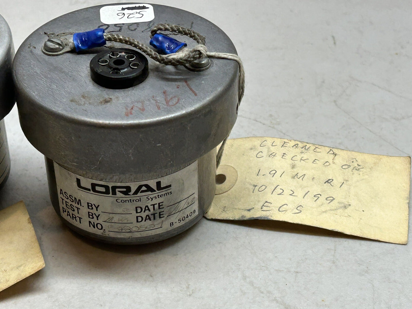 LORAL CONTROL SYSTEMS F-48050 / R1 1.91 MEG WESTON CONTROLS R-1 10.6 / LOT OF 2