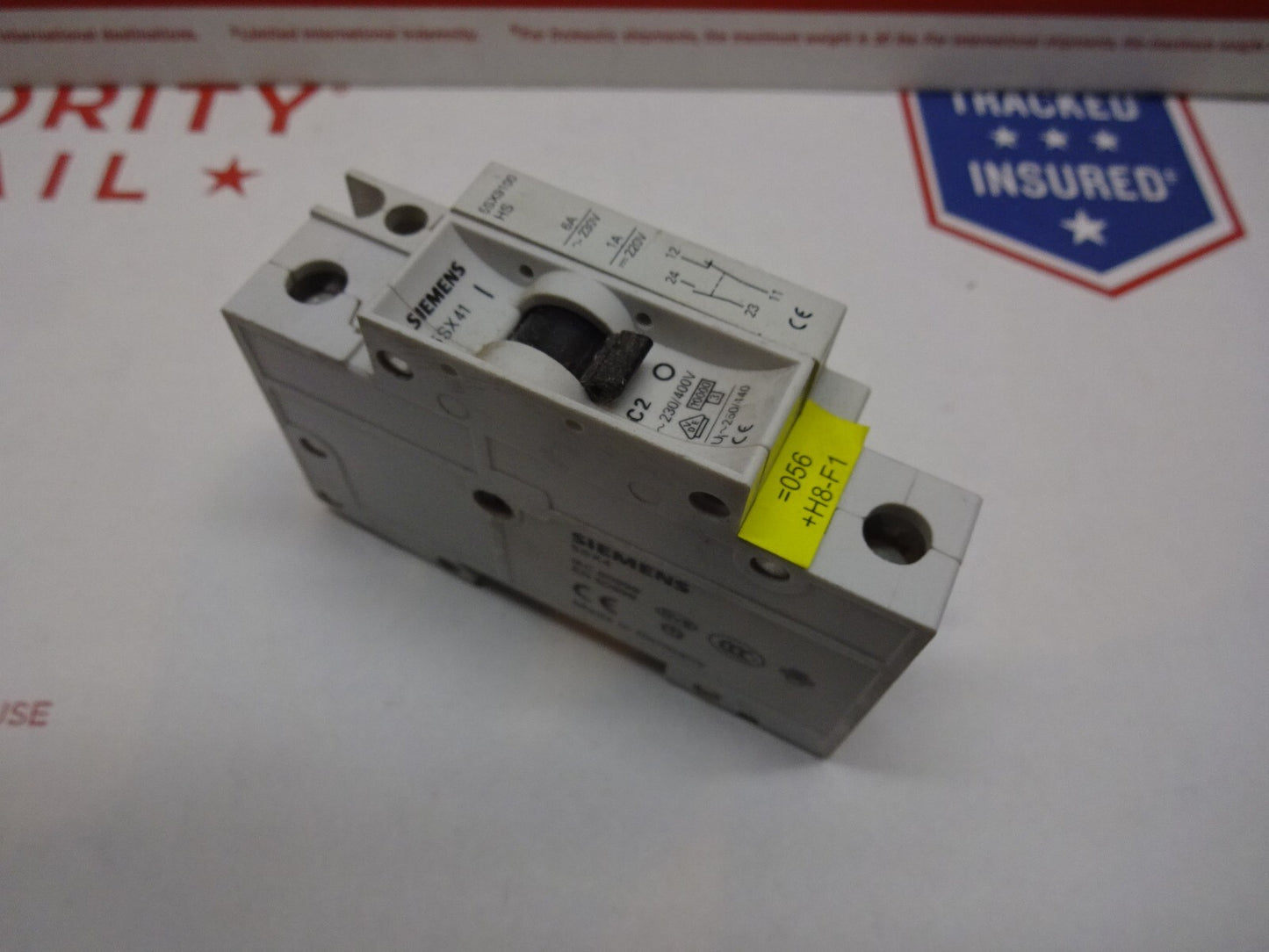 SIEMENS 5SX41 / C2 / 1 POLE CIRCUIT BREAKER WITH 5SX9100HS CONTACT BLOCK