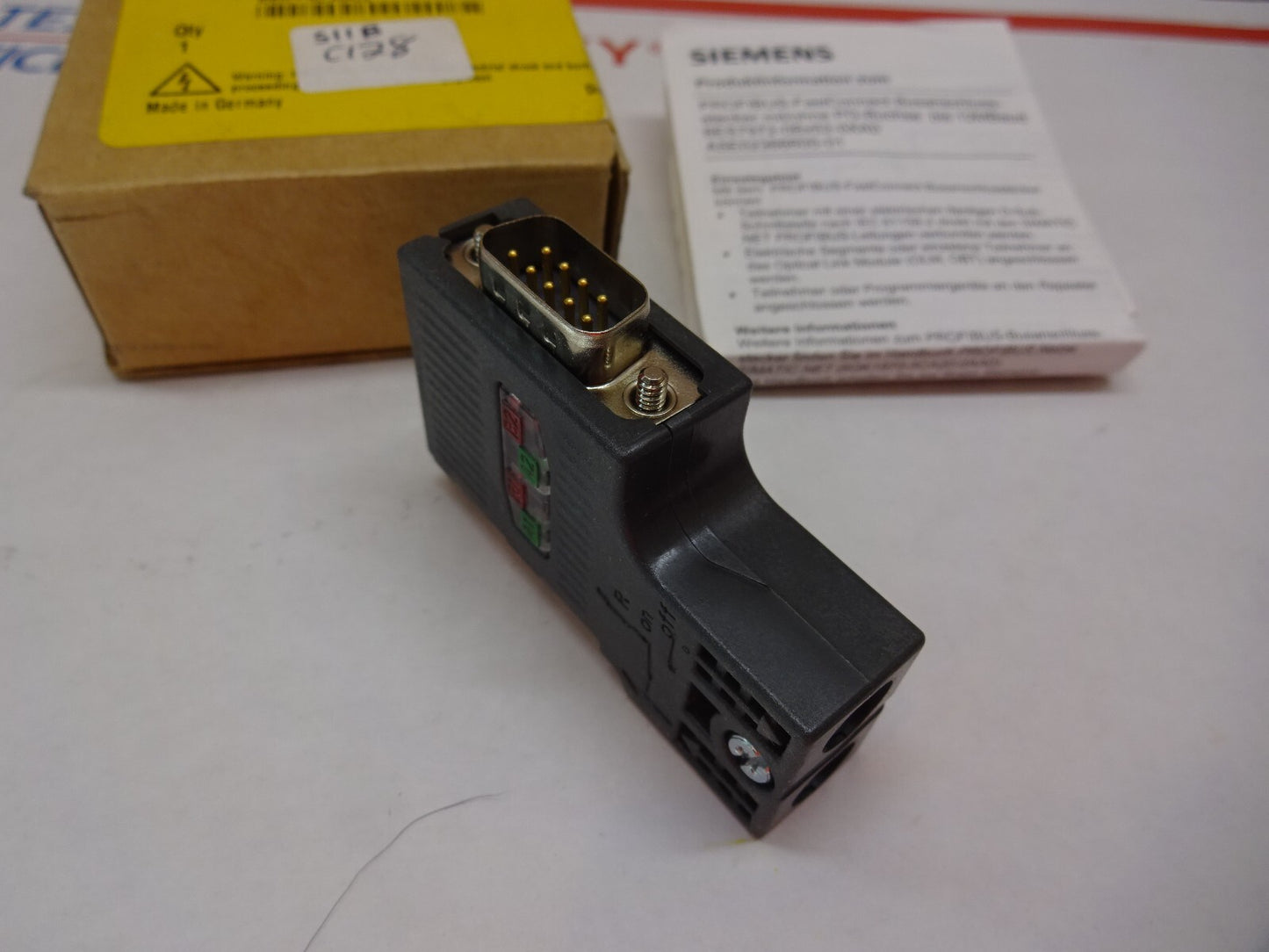 TURCK A9426 / CONNECTOR PDP D9SM NETWORK CORDSET ACCESSORY / NEW WITH BOX