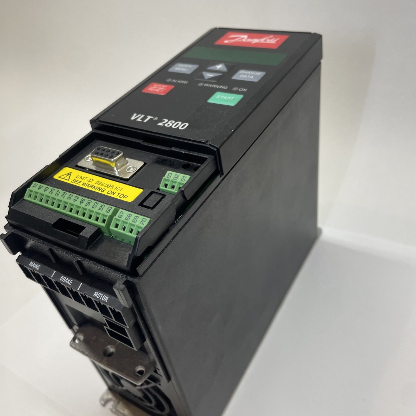 Danfoss 195N0050 (VLT2815PD2B20SBR0DBF00A00) VLT 2800 Series Inverter Drive
