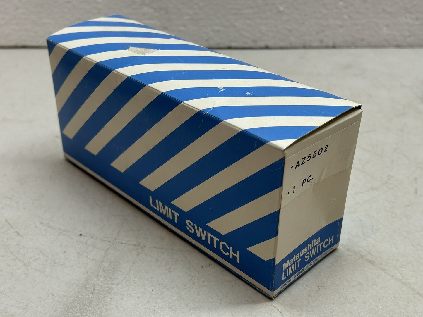 MATSUSHITA AZ5502 / LIMIT SWITCH 10A 125V 6A 250V / NEW IN BOX