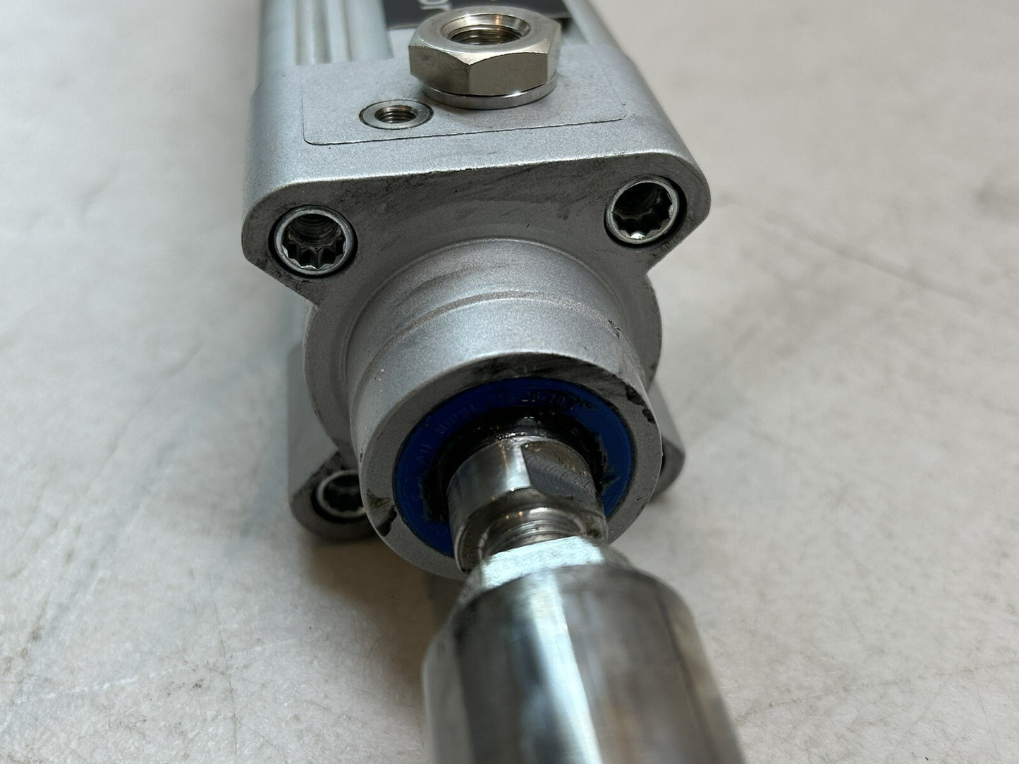 FESTO DSBC-40-125-PPVA-N3 / 1376661 PISTON ROD PNEUMATIC CYLINDER W/ SENSORS
