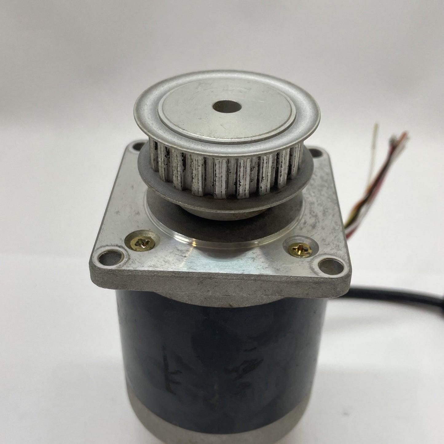 MCG 2392S-ME4731 / 2-Phase Stepper Motor With Integrated QPhase Encoder 1.80