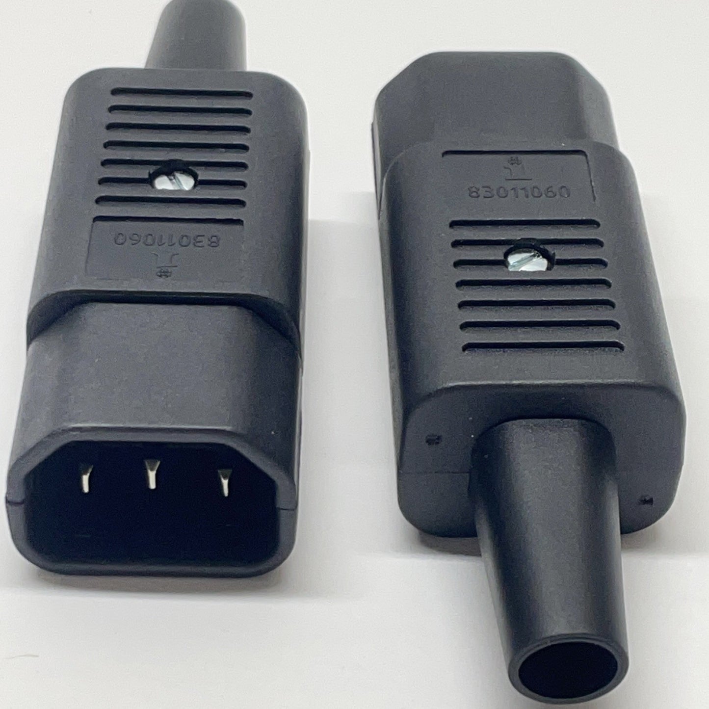 Lot of 2 V04614 Cable Plug Power 10A 250V 83011060