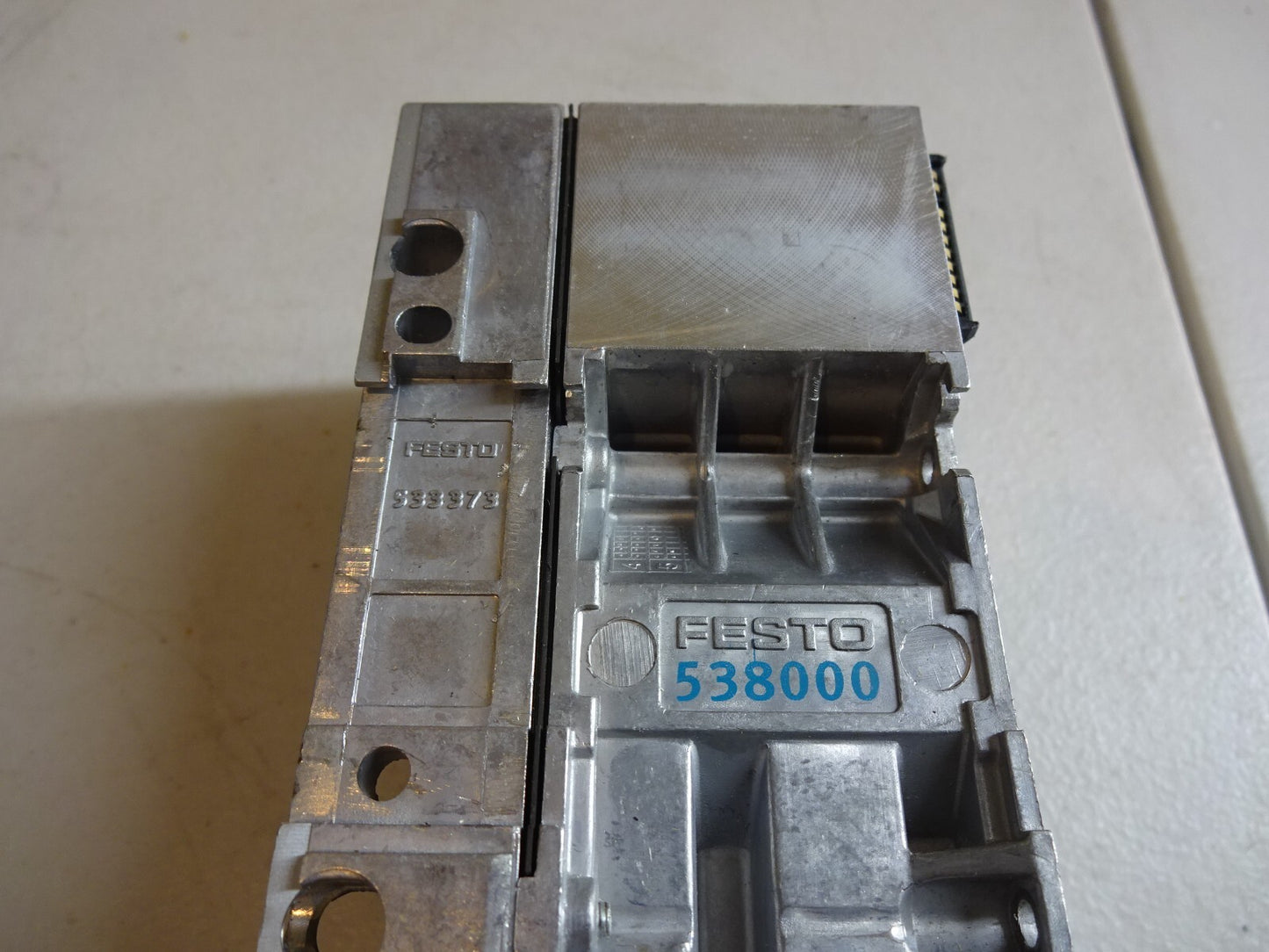 FESTO VMPA2-FB-EMS-4 WITH 537962 L AND 538000 SUB BASE MANIFOLD / 537983 533373