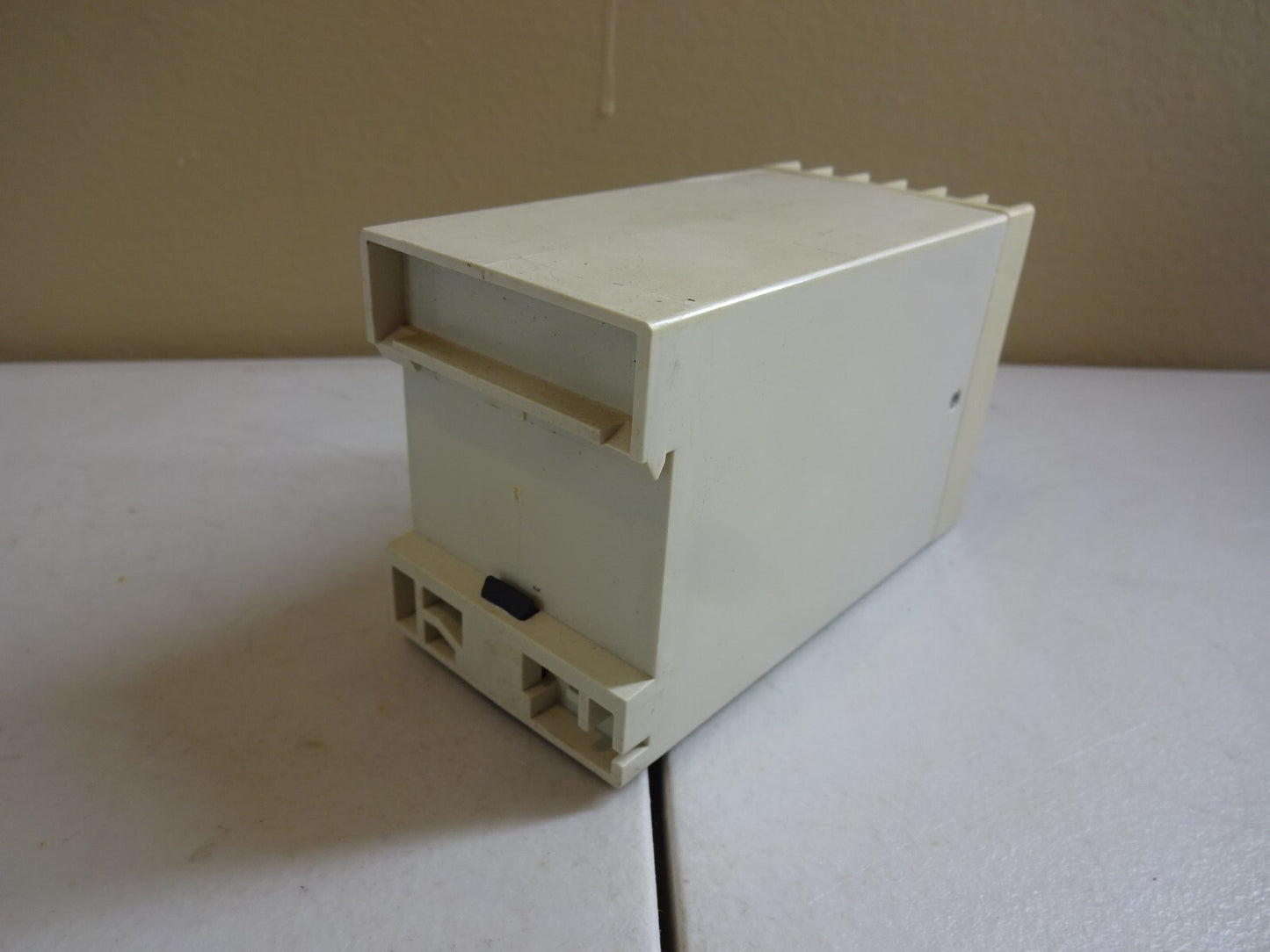 BASLER ELECTRIC BE4-47N / STYLE 3A4N2 / PHASE BALANCE UNDERVOLTAGE RELAY
