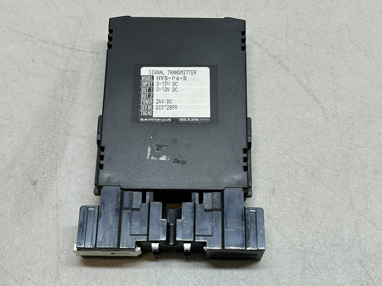 M-SYSTEM HVS-04-R / SIGNAL TRANSMITTER / 0-15V / 24VDC