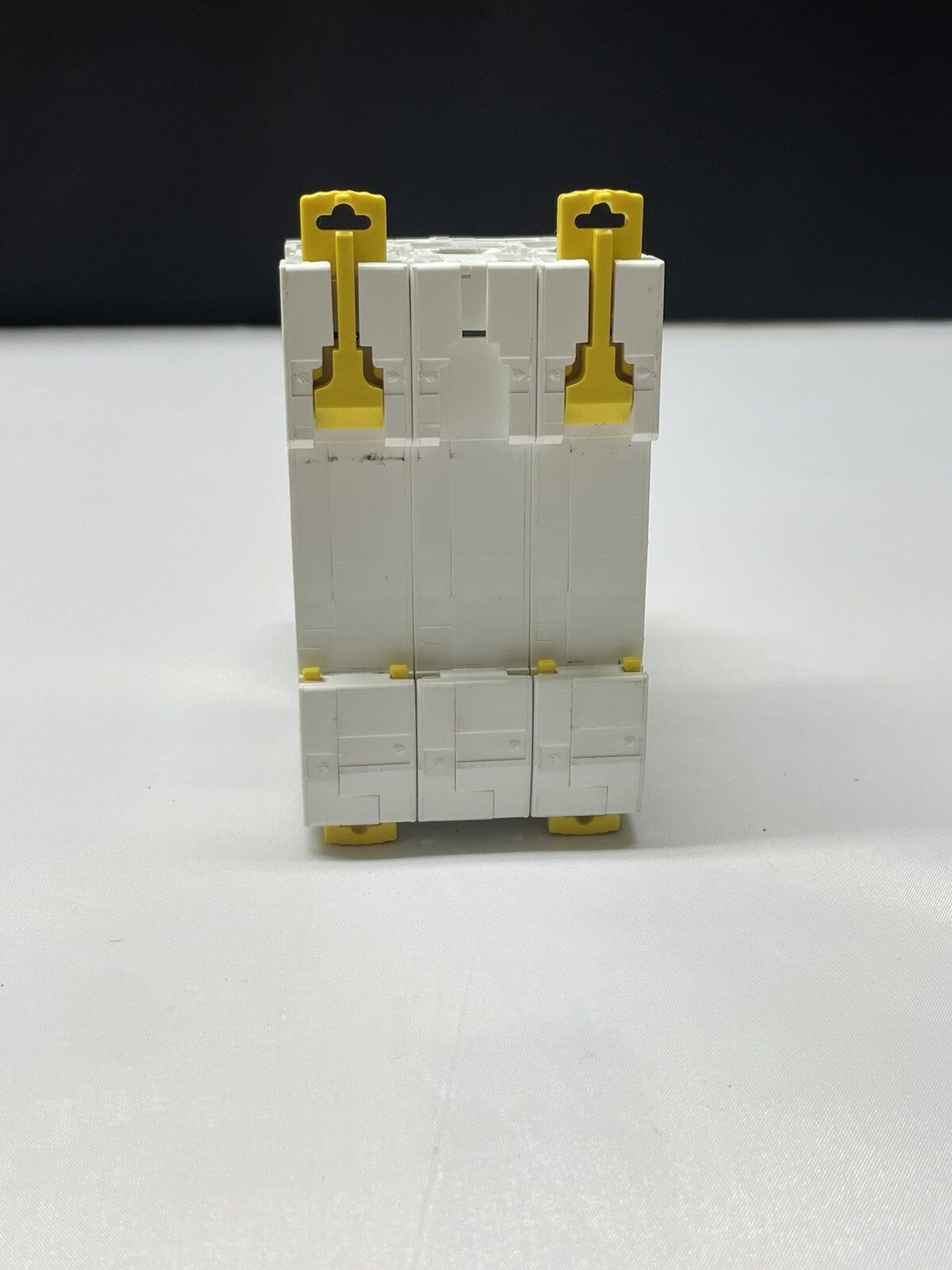 SND IC65N 3P C25A A9F18325 Breaker