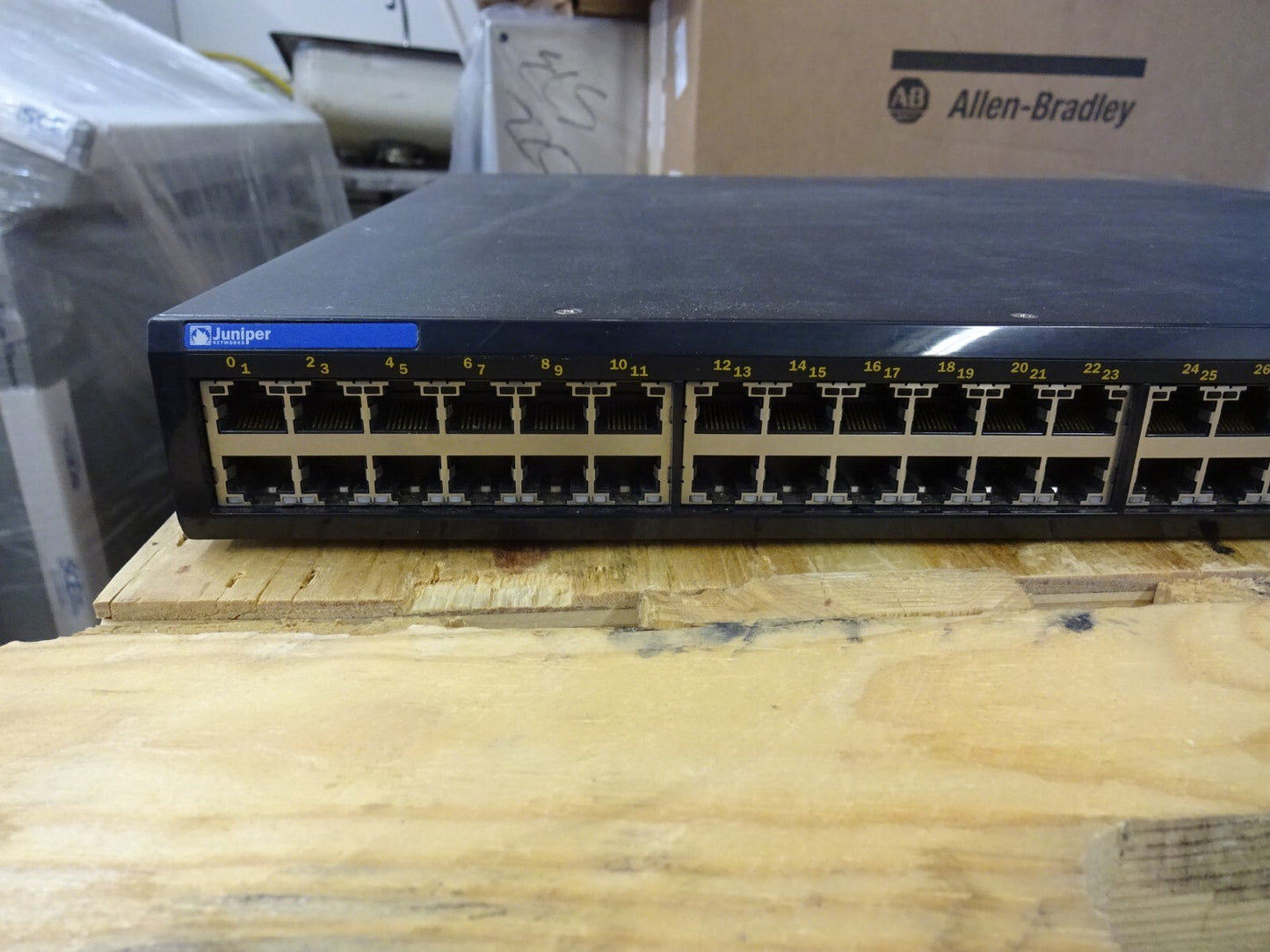JUNIPER NETWORKS EX-4200-48P / 750-021255 48-PORT PoE SWITCH