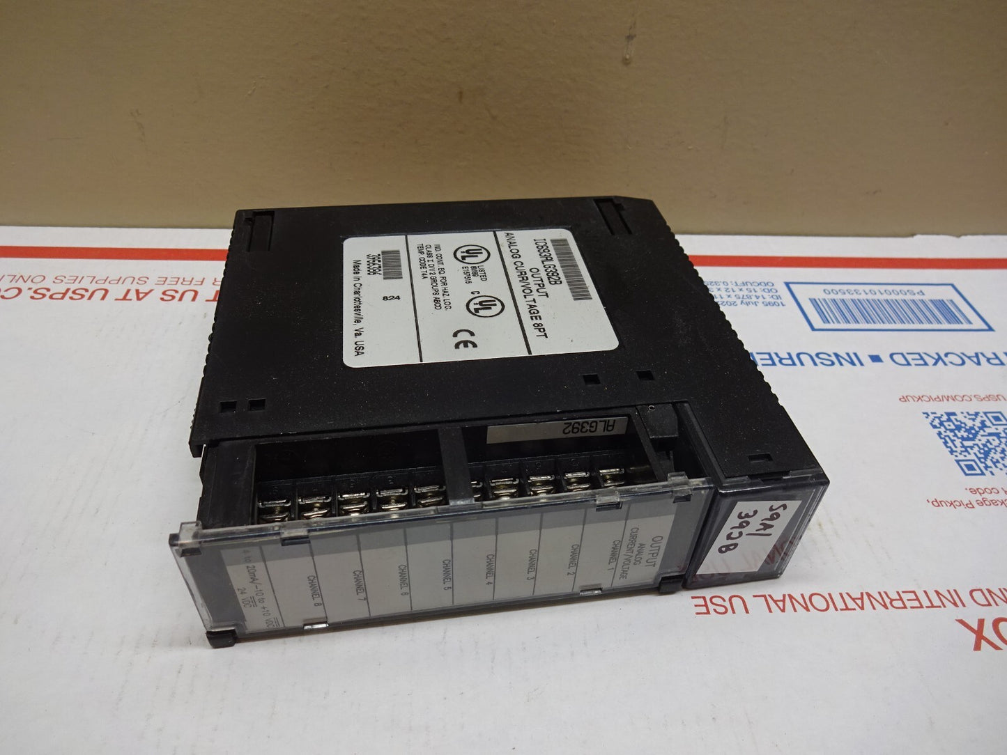 GE FANUC IC693ALG392 / IC693ALG392B / OUTPUT ANALOG CURR/VOLTAGE 8PT