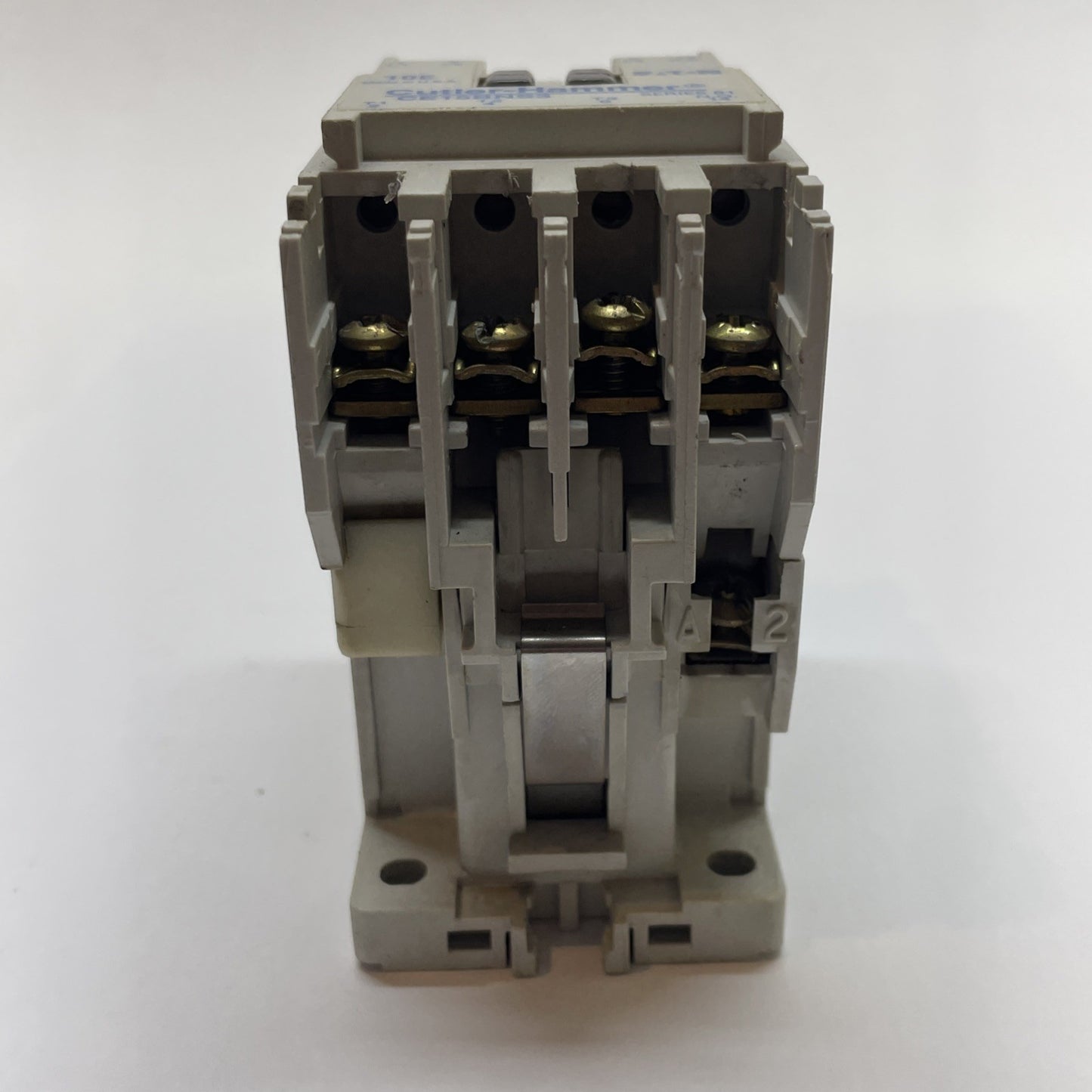 Cutler Hammer CE15BNS3 3-Pole Contactor 10A 600VAC Coil Motor Control