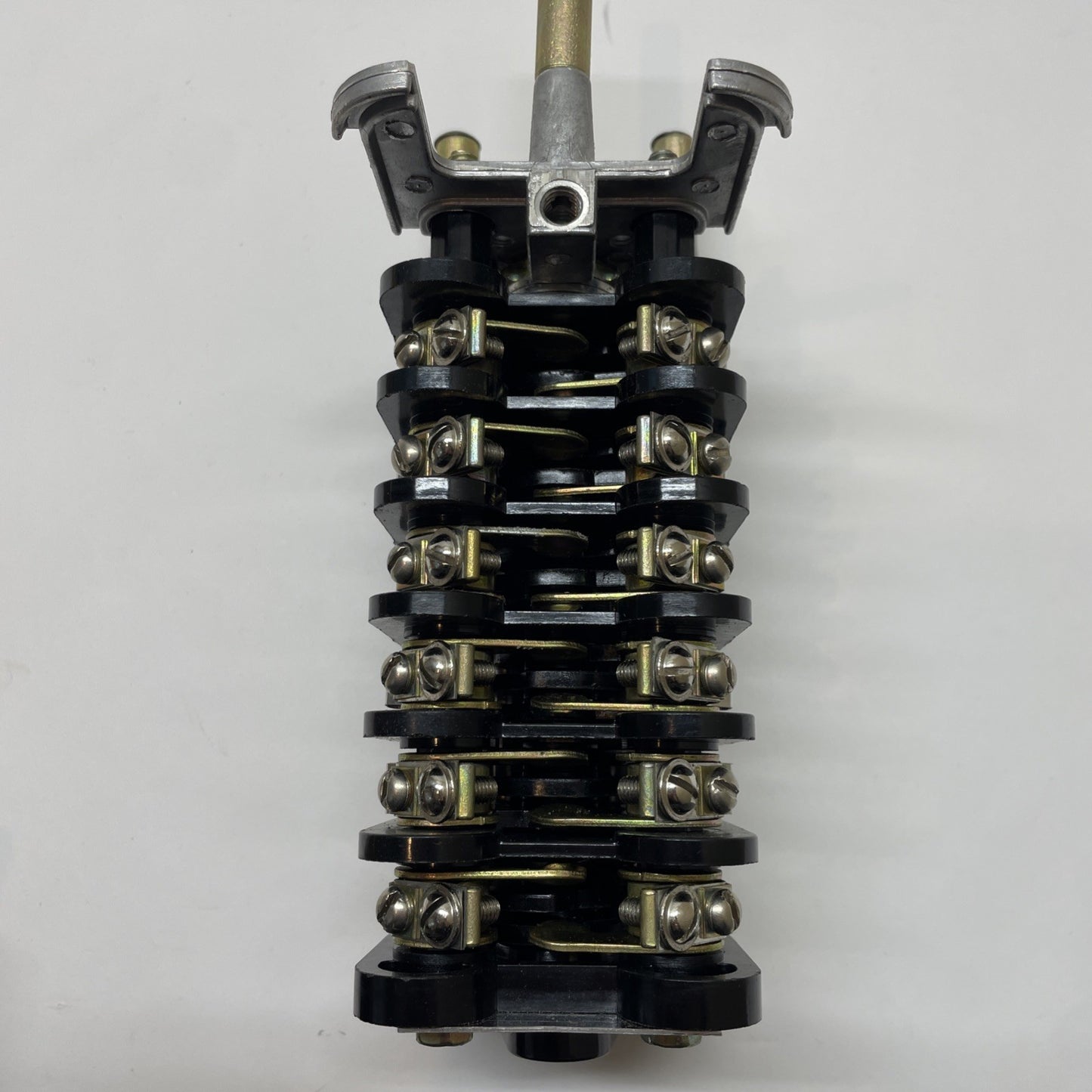 GE 16SB1FB3C32SUS4Y Cam Operated 6-Stage 3-Position Selector Switch