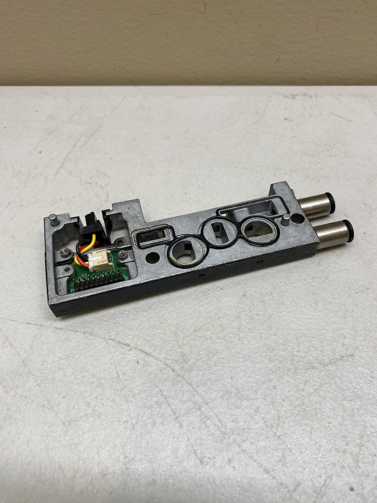 MAC 42A-000-EJ4 / 42 MACONNECT MANIFOLD UNIT / DOUBLE SOLENOID