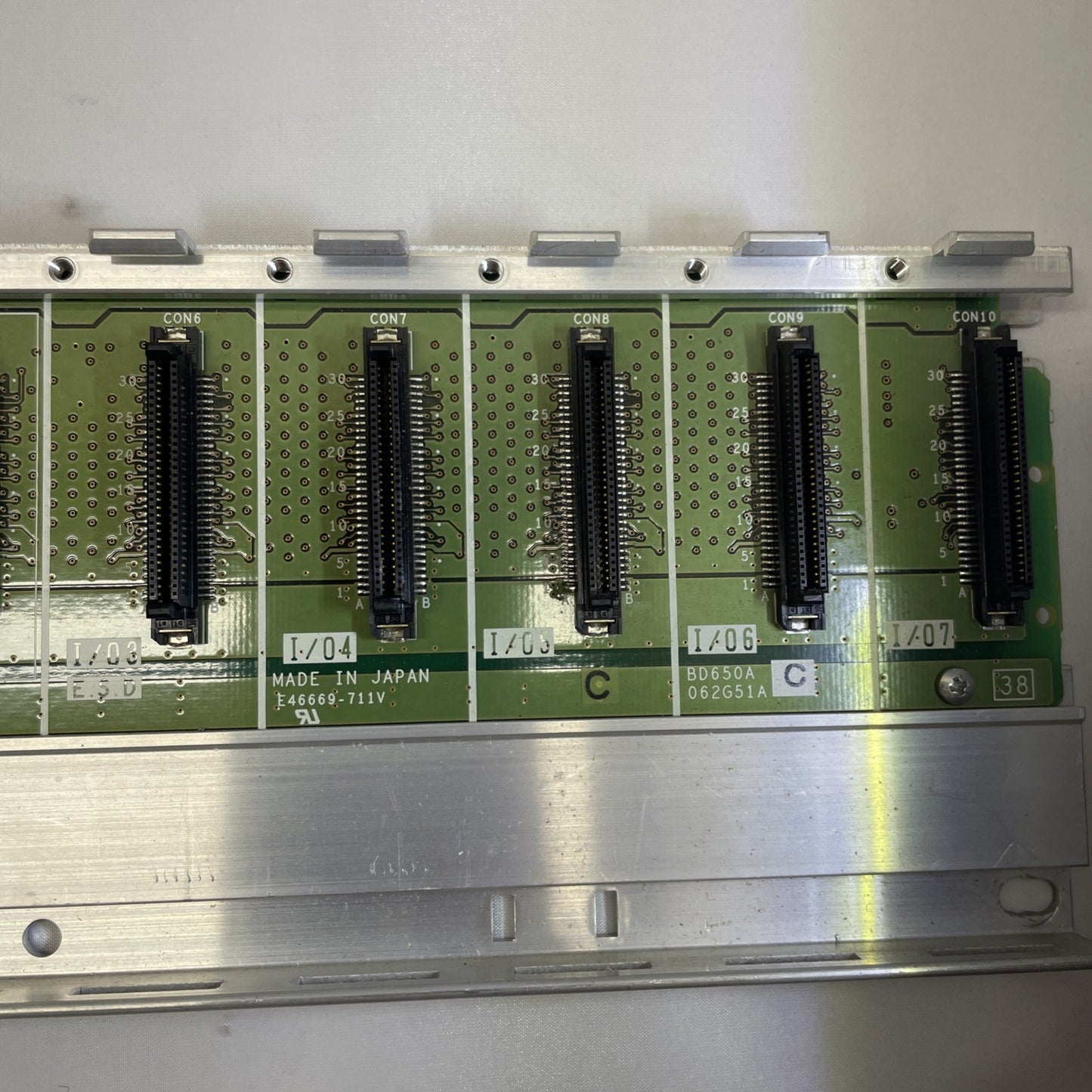 MITSUBISHI MELSEC-Q BASE UNIT Q38B-E