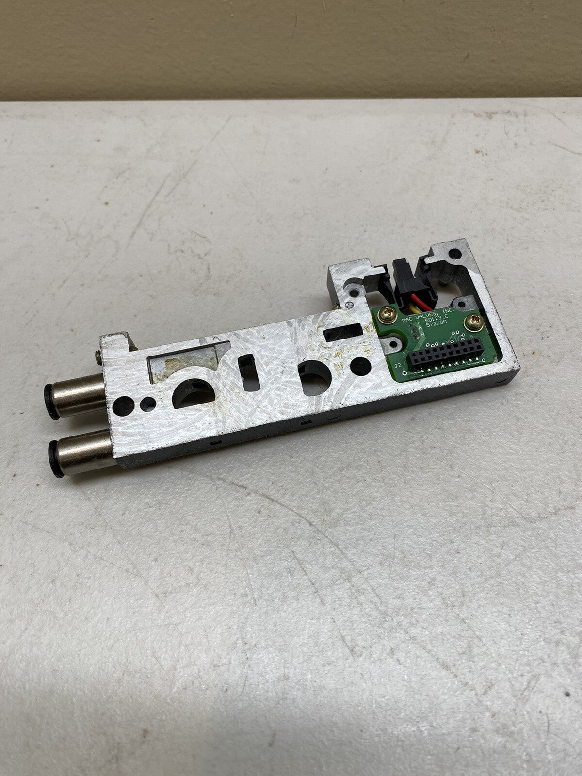 MAC 42A-000-EJ4 / 42 MACONNECT MANIFOLD UNIT / DOUBLE SOLENOID