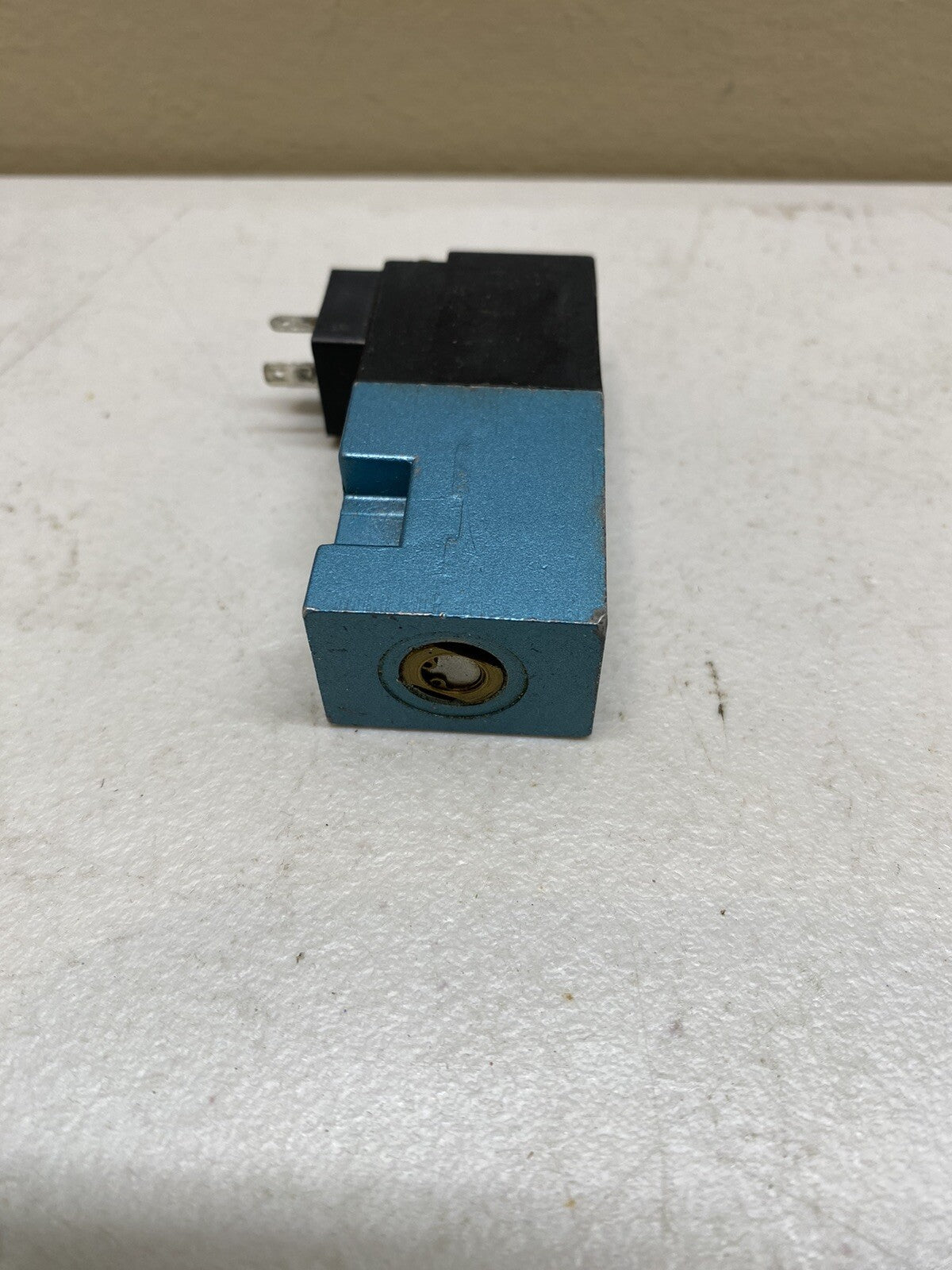 MAC 45A-LAD-DDAJ-1KA / SOLENOID VALVE 24 VDC / 5.4 WATTS