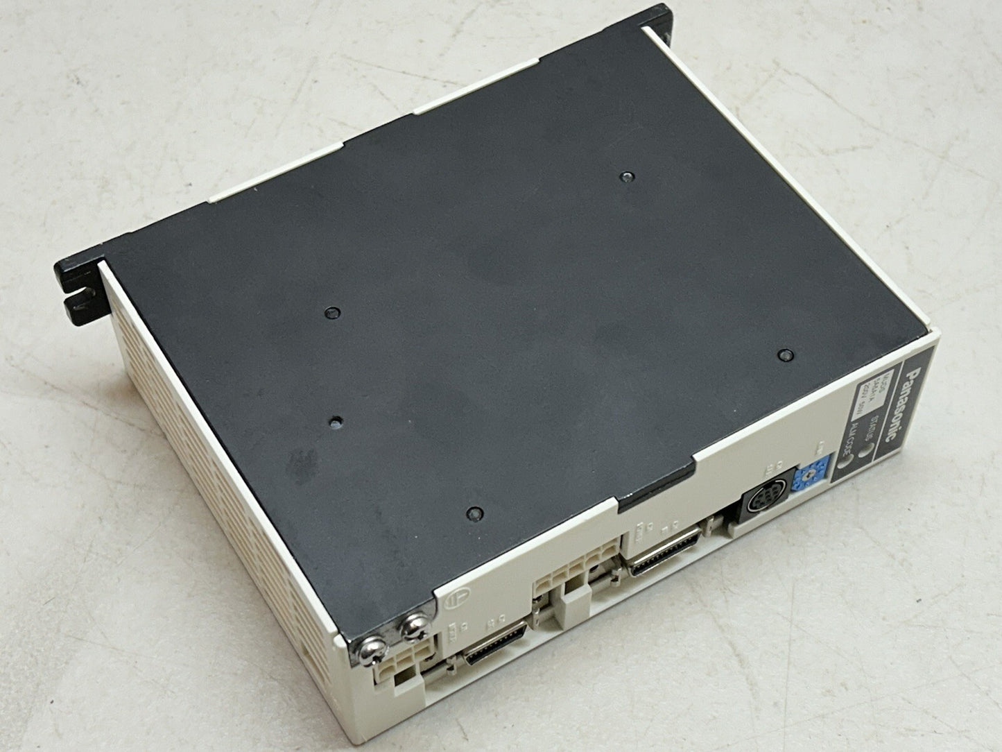 PANASONIC MUDS5A5A1A / AC SERVO DRIVER 200V 50W / NEW