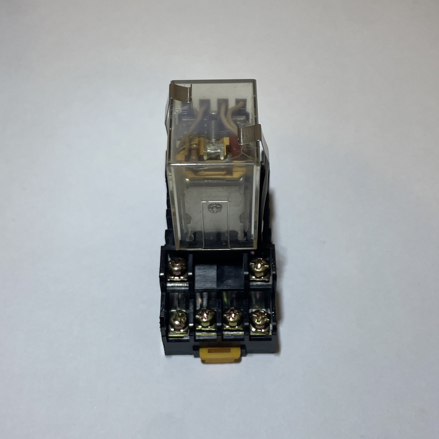 GE CR420MPL044J Relay w/ Base CR420MA