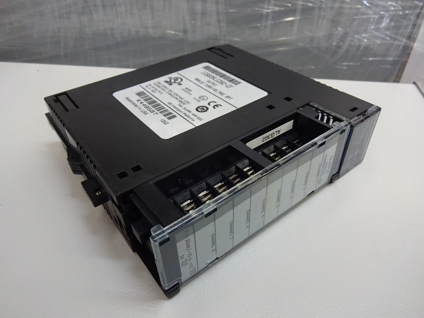 GE FANUC IC693ALG392-CF / IC693ALG392CF / OUTPUT ANALOG CURR/VOLTAGE 8PT
