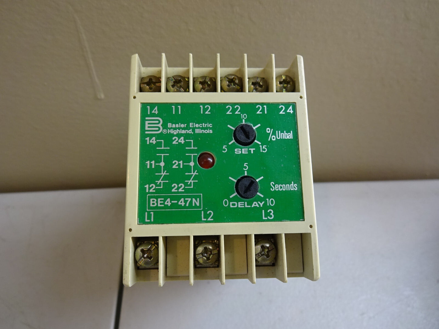 BASLER ELECTRIC BE4-47N / STYLE 3A4N2 / PHASE BALANCE UNDERVOLTAGE RELAY