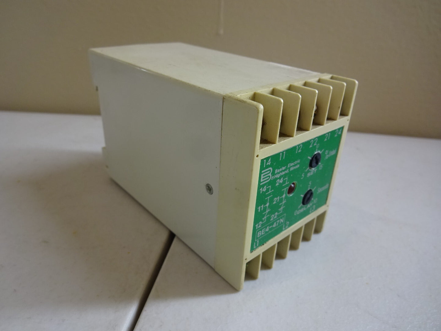 BASLER ELECTRIC BE4-47N / STYLE 3A4N2 / PHASE BALANCE UNDERVOLTAGE RELAY