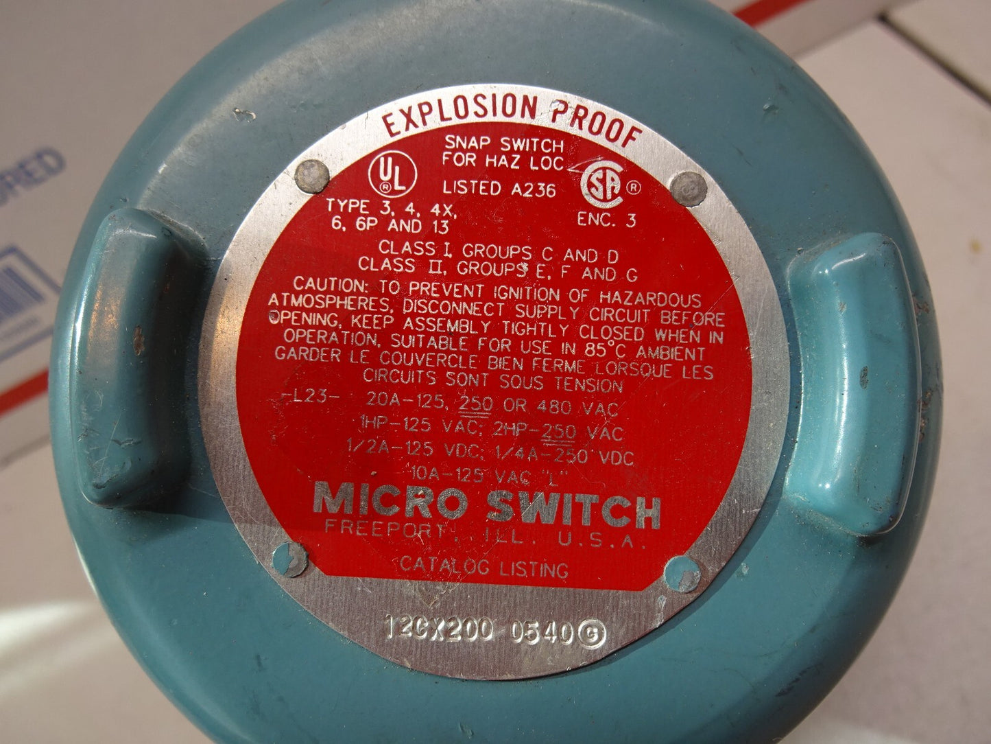 MICRO SWITCH 12CX200 0540 / SNAP SWITCH HAZARDOUS LOCATIONS EXPLOSION PROOF