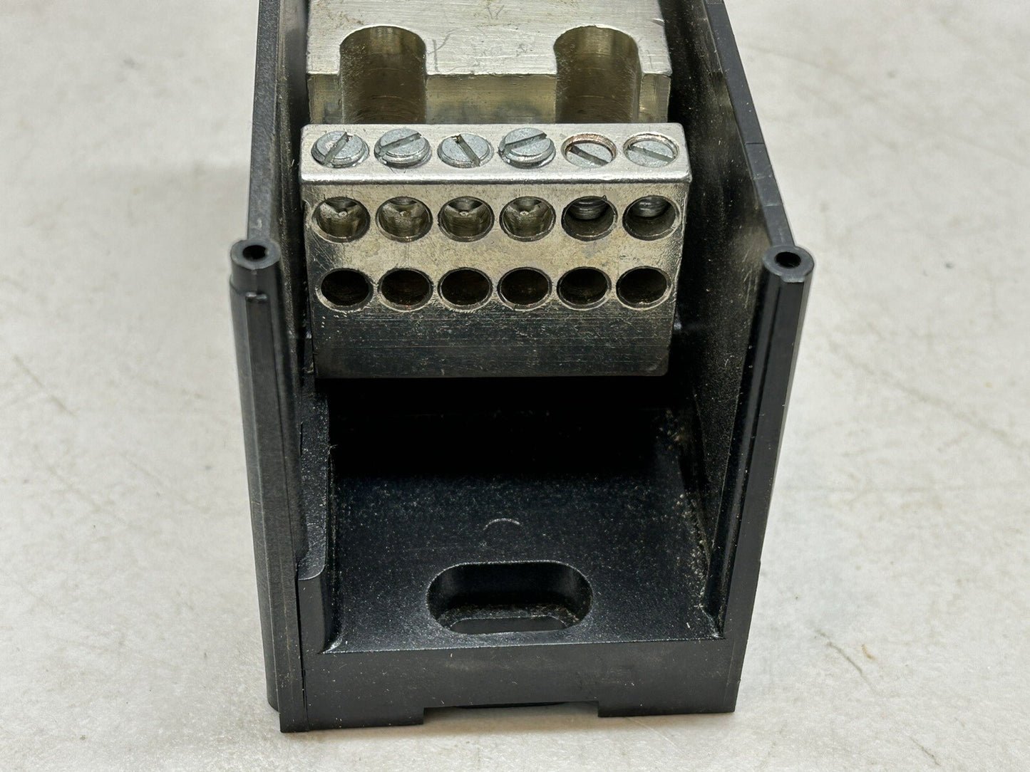 GOULD SHAWMUT 68081 / POWER DISTRIBUTION BLOCK / 600 VDC 1 POLE