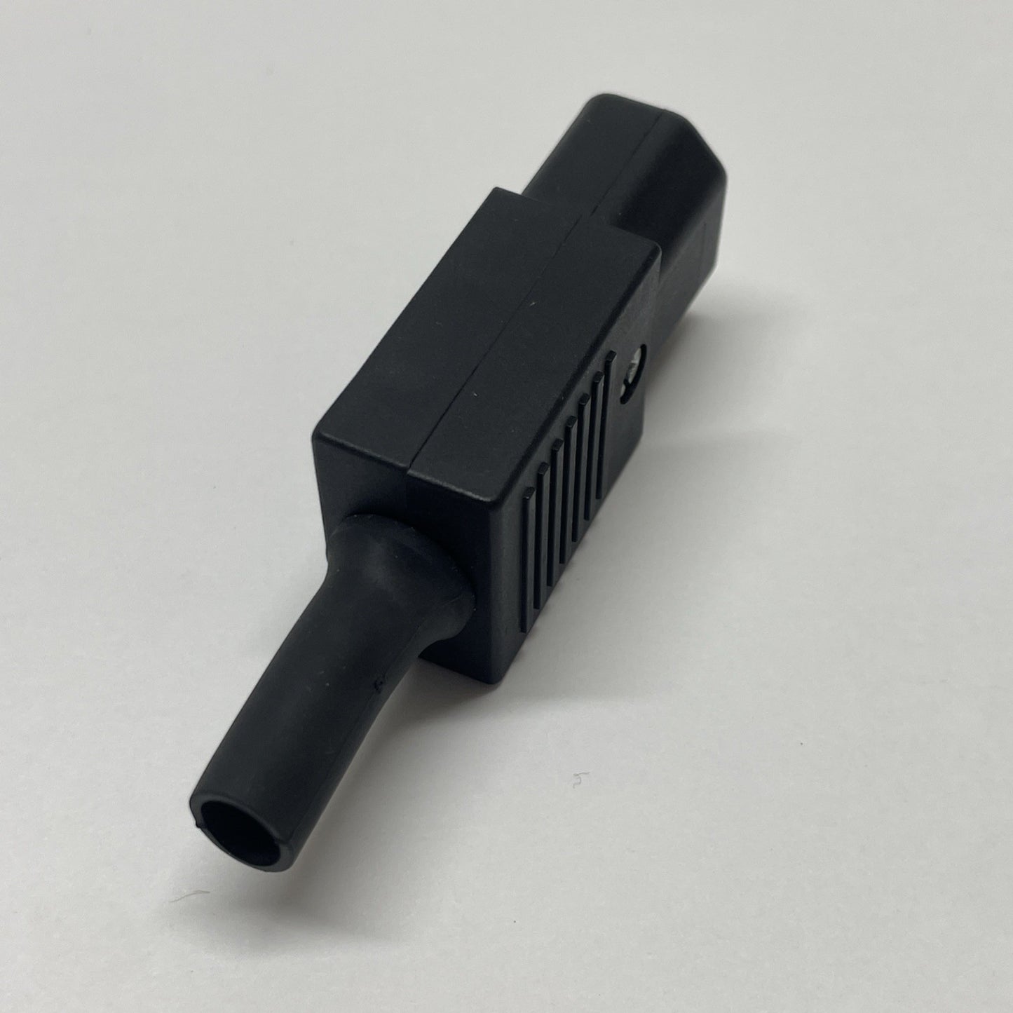 B.S.4491 AC Plug Female Computer Power Terminal 10A/250V 704