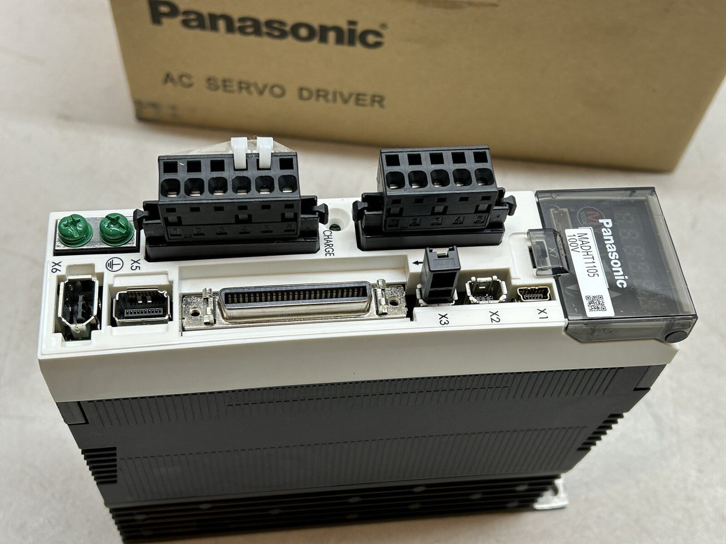 PANASONIC MADHT1105 / AC SERVO DRIVER 10A 120V LOAD / NEW WITH BOX