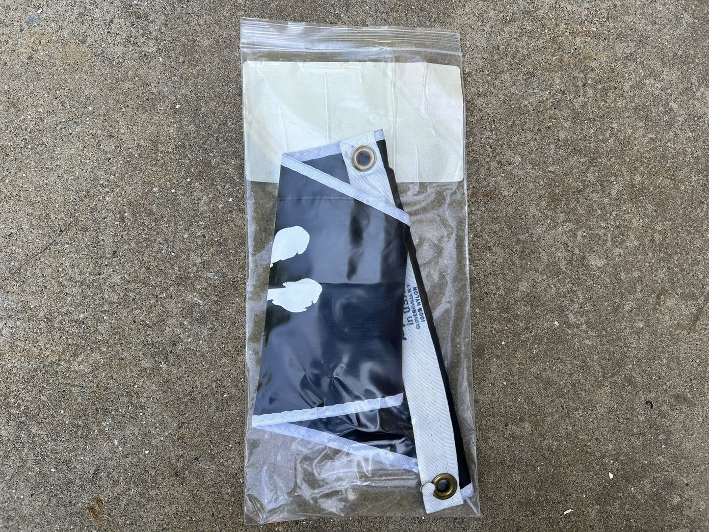 TAYLOR MADE 240 JOLLY ROGER 10" X 16" PENNANT MARINE NYLON FLAG / NEW