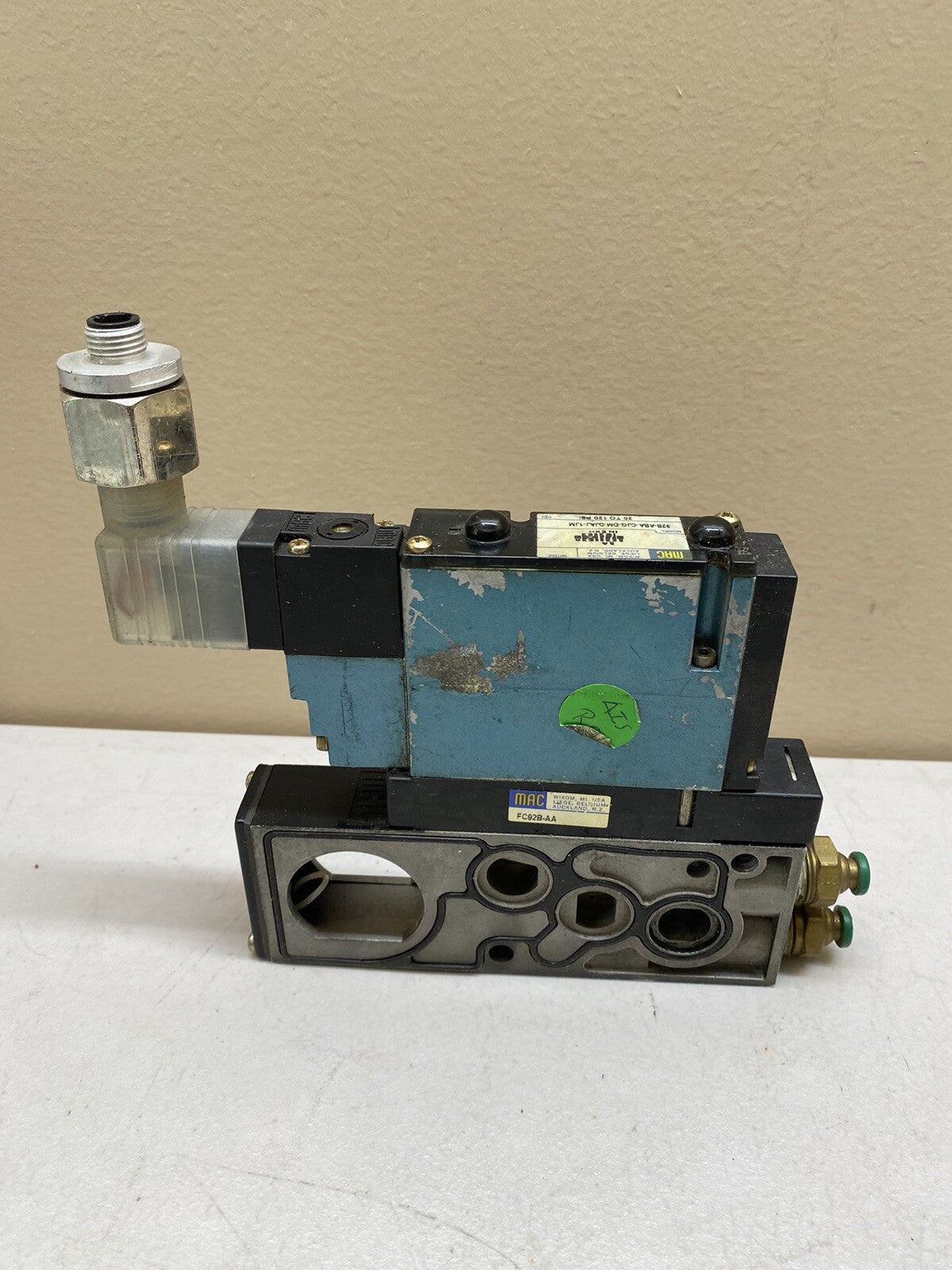 MAC 92B-ABA-CJG-DM-DJAJ-1JM SOLENOID VALVE / DM-DJAJ-1JM WITH FC92B-AA