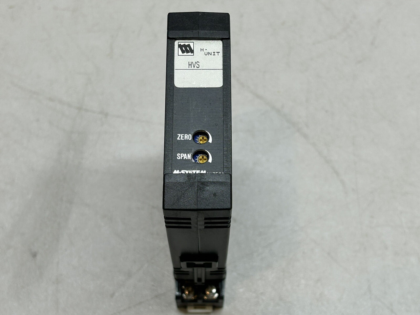 M-SYSTEM HVS-04-R / SIGNAL TRANSMITTER / 0-15V / 24VDC
