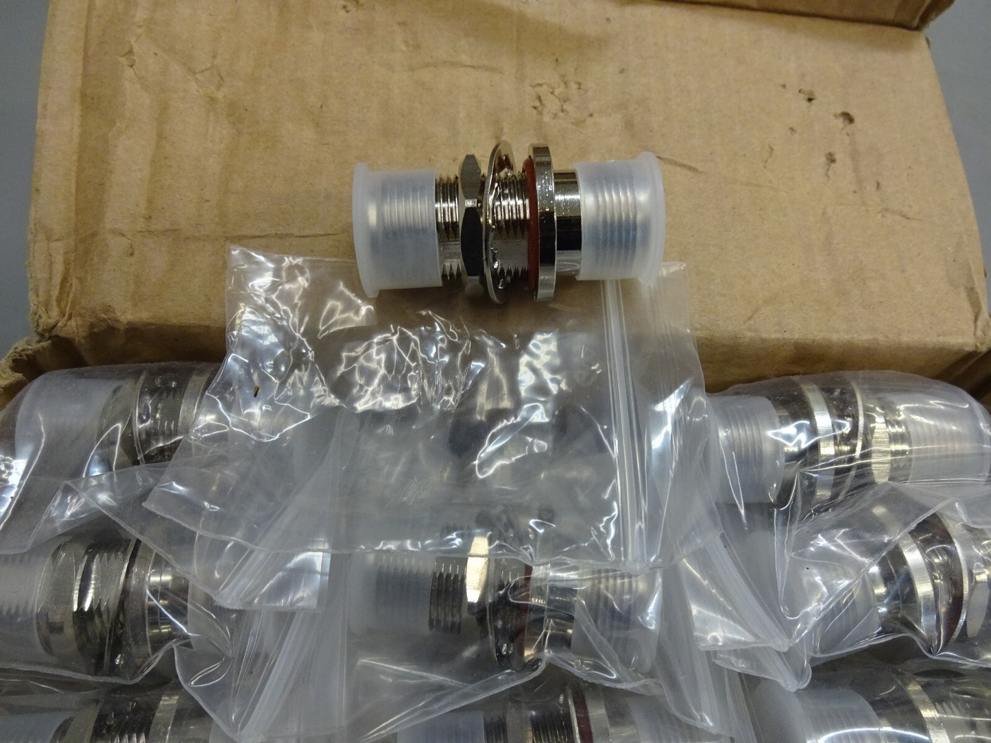 N FEMALE BULKHEAD TO N FEMALE ADAPTER / WSI / WS-NKKY / LOT OF 30 NEW
