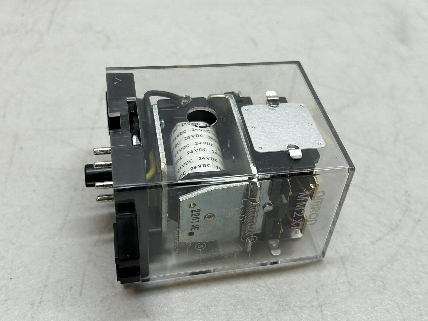 OMRON MM2XP RELAY 24VDC / NEW