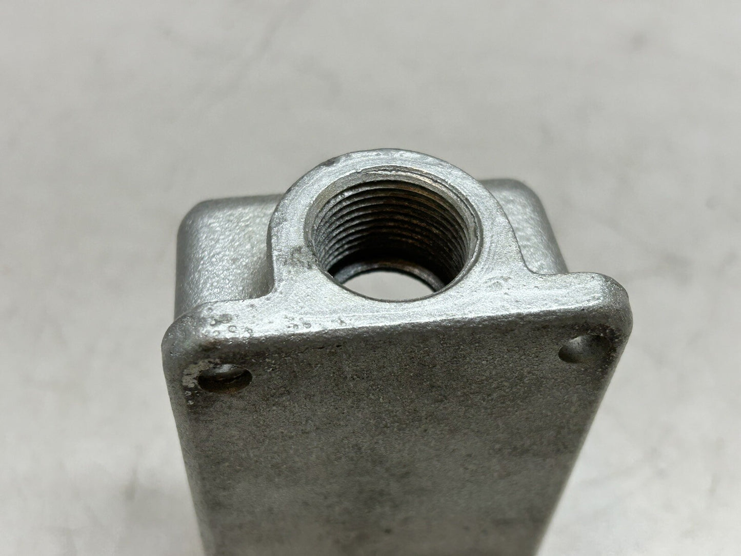 CROUSE-HINDS 1/2 FS1 3/4 FS2 CONDUIT OUTLET / NEW