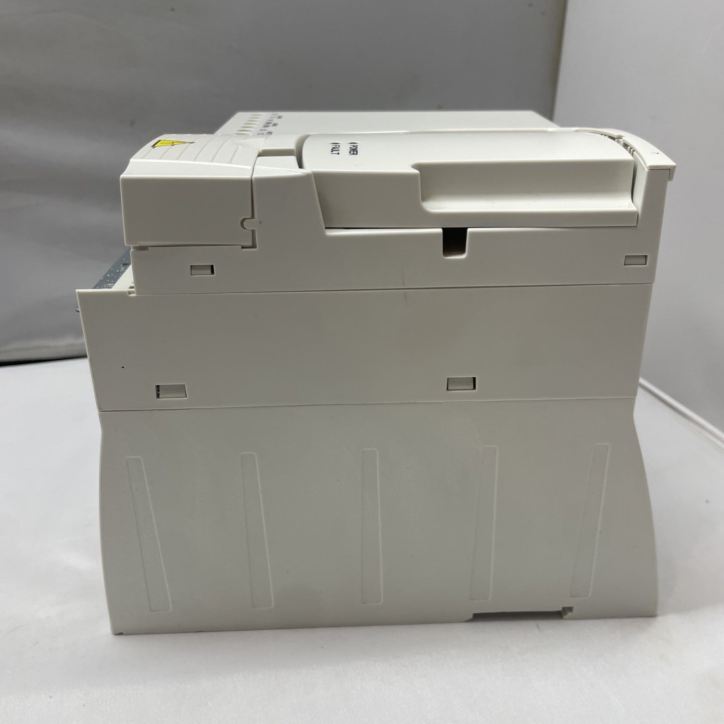 Drive ACS355-03U-23A1-4 ACS355 3~400V/480V 31A/26A 63Hz 15HP ABB