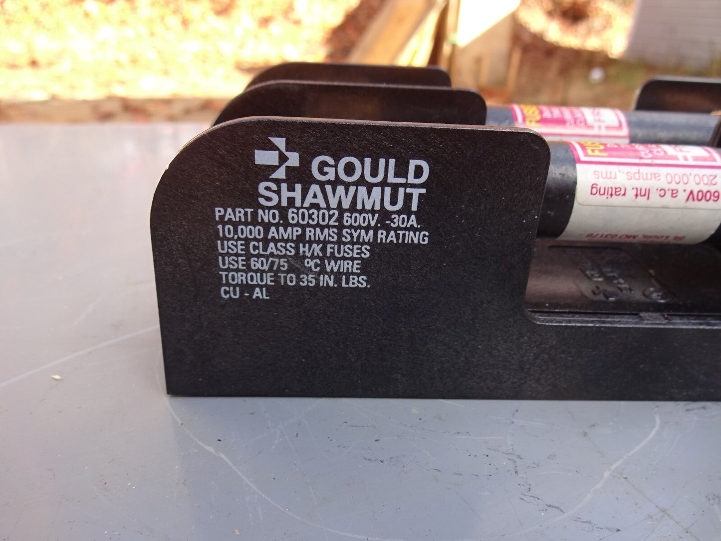 GOULD SHAWMUT 60302 FUSE HOLDER WITH 2 FUSETRON FRS-R-15 / 600V FUSES