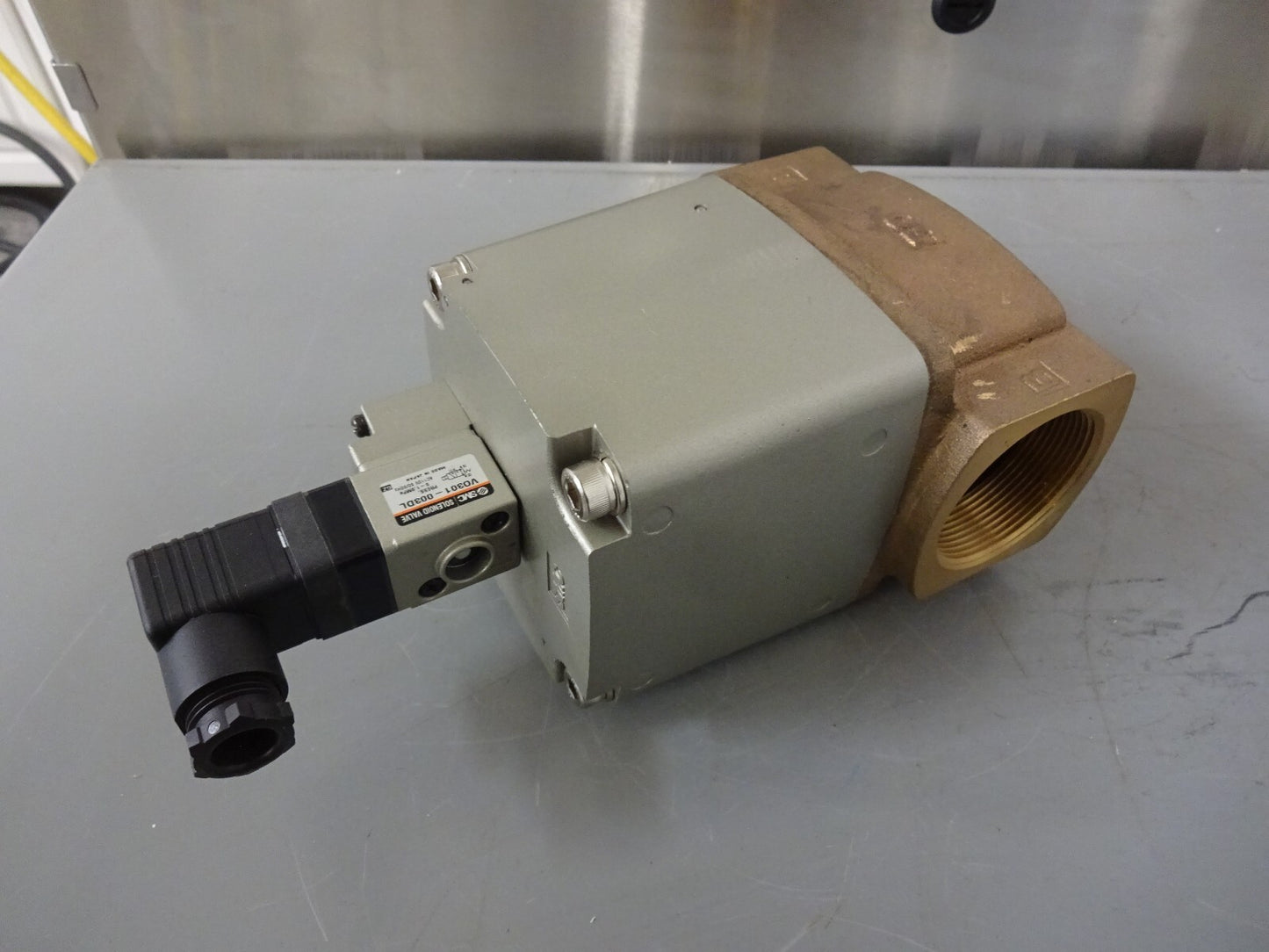 SMC PROCESS VALVE VNB712A / VNB-712A WITH VO301-003DL SOLENOID VALVE / NEW
