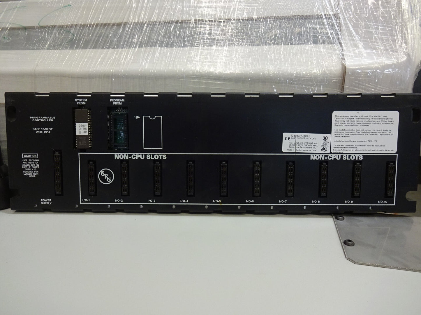 GE FANUC IC693CPU323 / IC693CPU323U 10 SLOT BASE WITH CPU