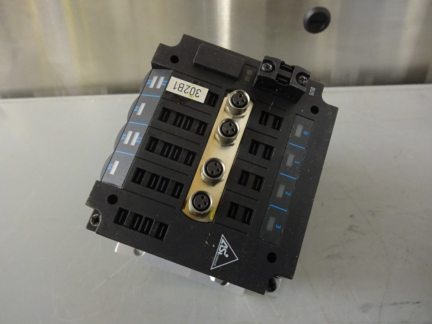 FESTO CPV14-GE-ASI-4E4A M8 175734 / CPV14-VI-P4-1/8-B / CPV-14-VI / NEW