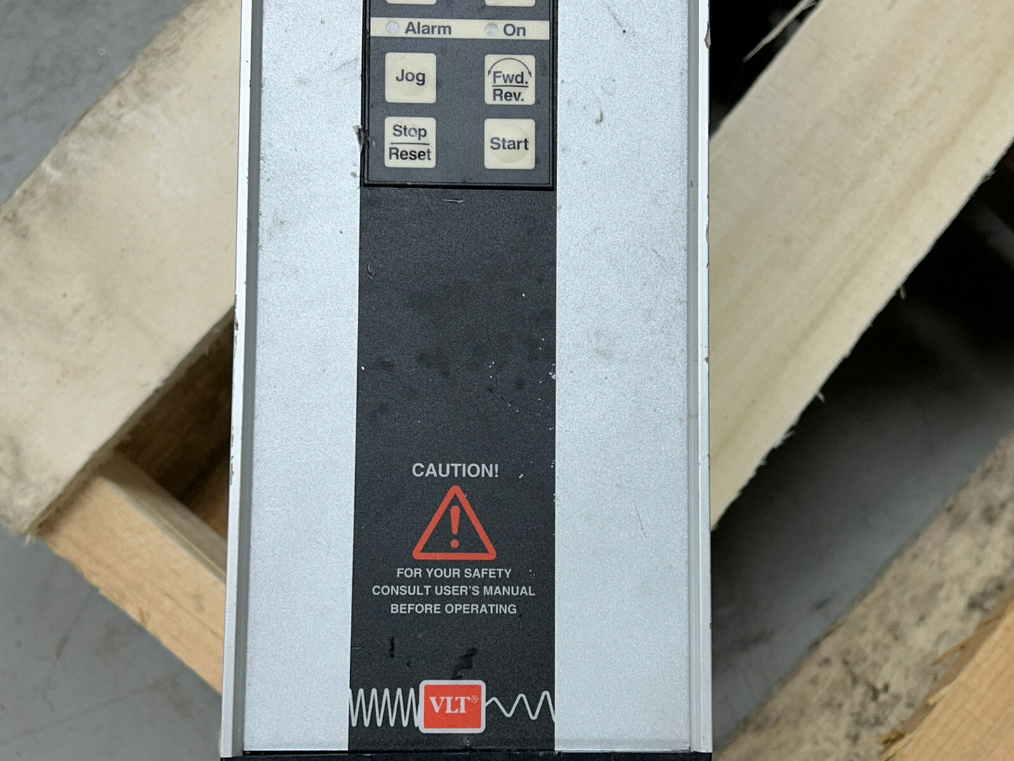 DANFOSS 195H3109 / VARIABLE SPEED DRIVE / VLT TYPE 2040